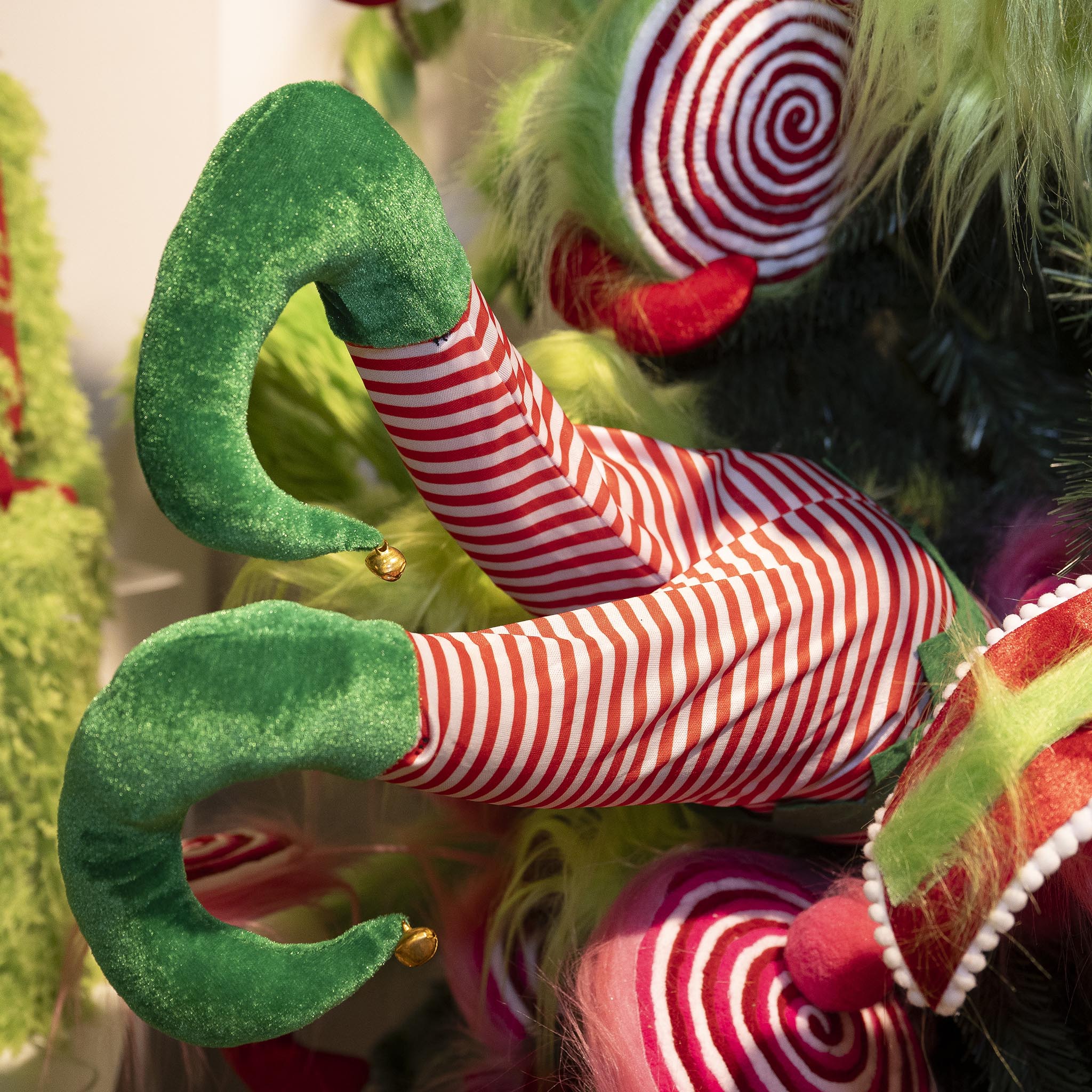 Elf Legs Animated - Seasonal Decor
