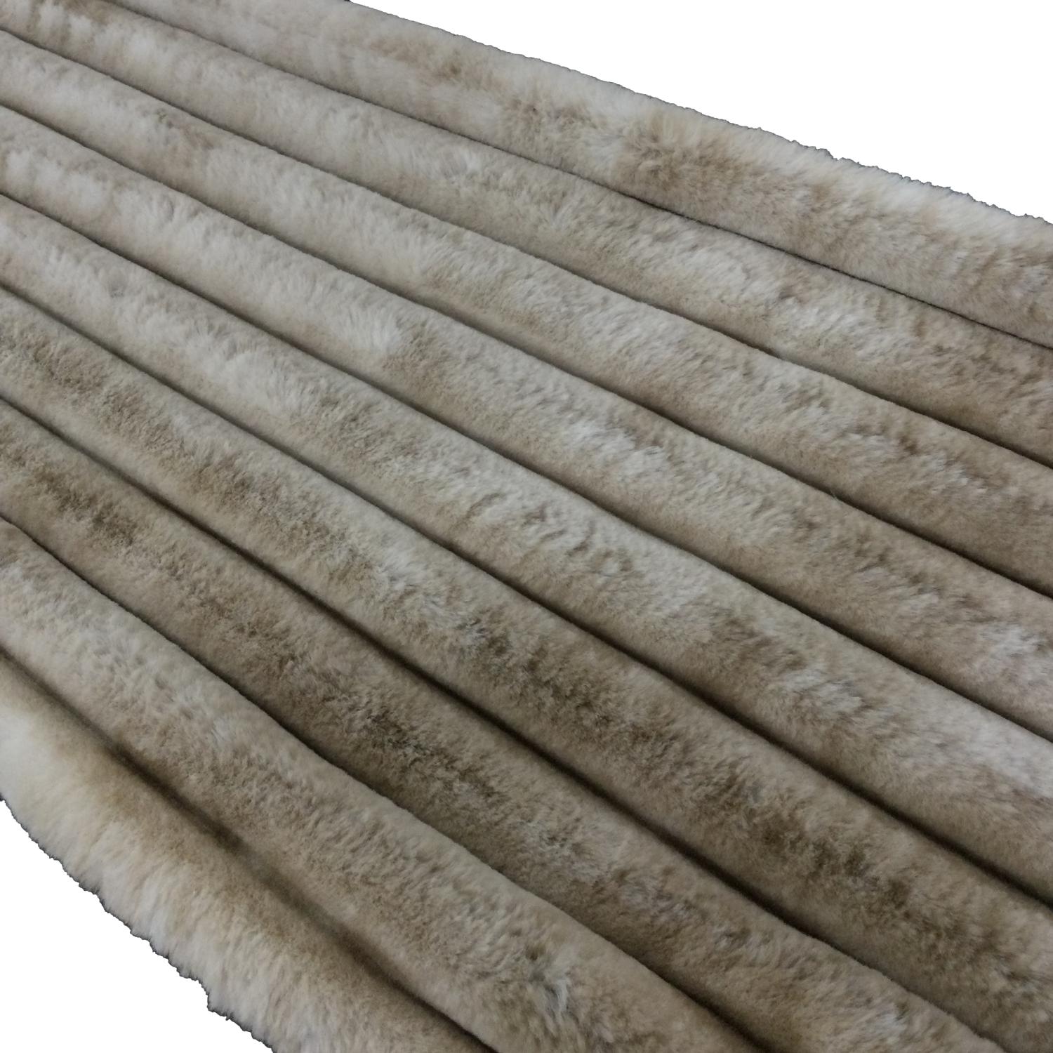 Natural Ribbed Faux Fur Table Runner - Seasonal Decor