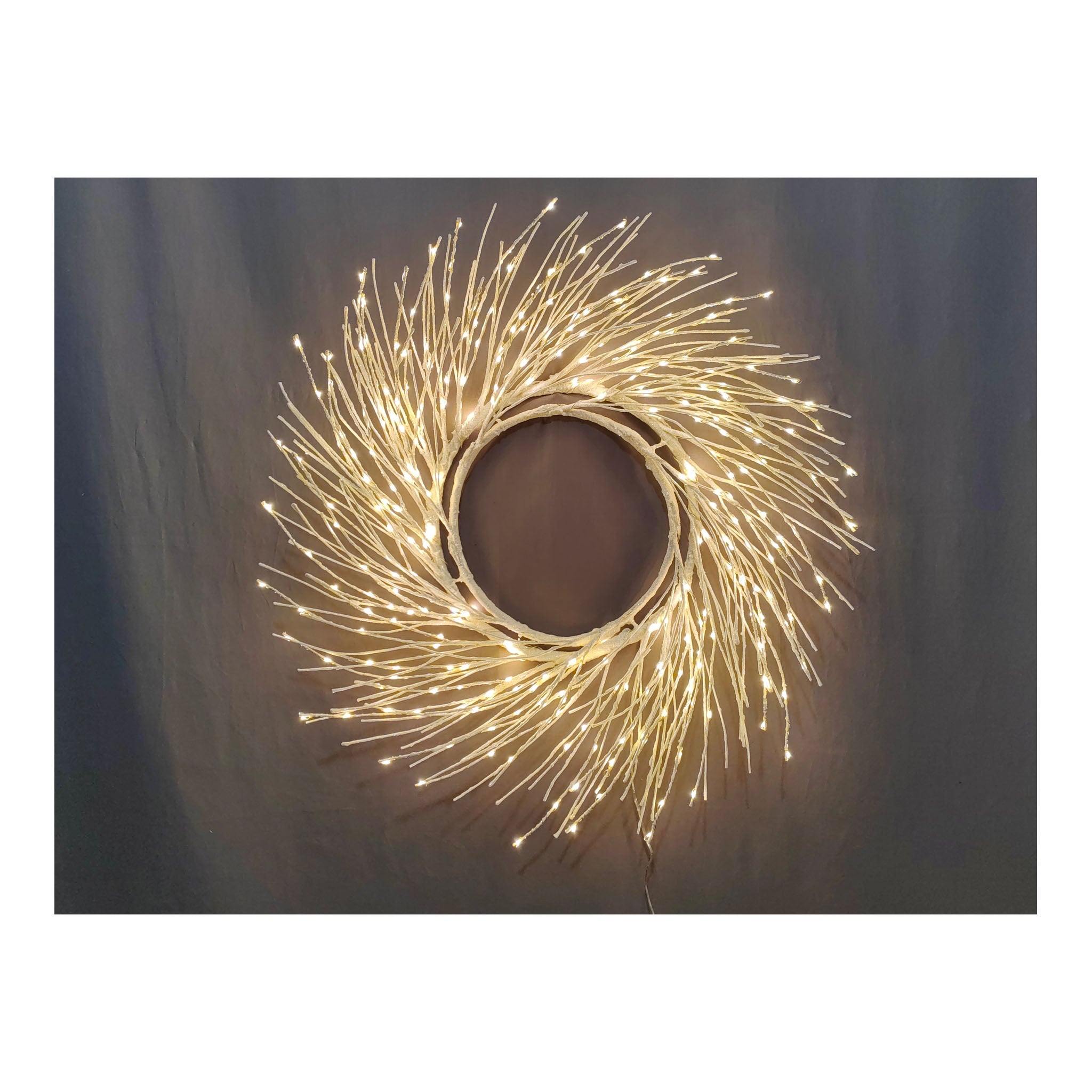 60cm Led White Wreath - Seasonal Decor